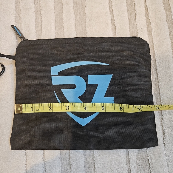 RZ recovery zone zipper pouch - Picture 3 of 5